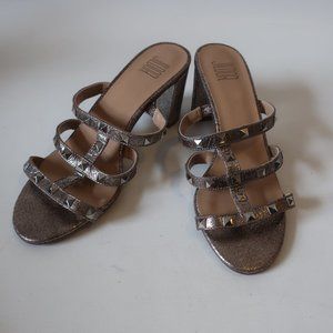 NWOB Womens Jildor Pewter Strappy Leather Studded Slip-On Heeled Sandal 8 *
